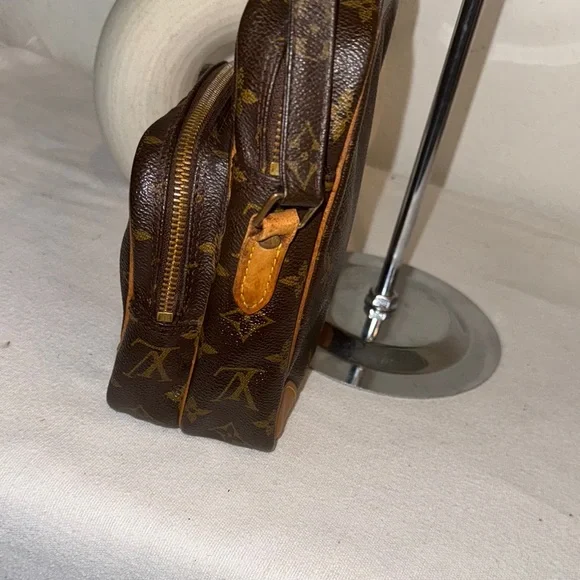 Authentic Louis Vuitton Brown Leather Amazon Bag + Certificate of Authenticity - Picture 6 of 12